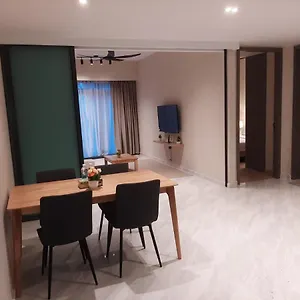  Апартаменты Crystal Suites At Eaton Klcc
